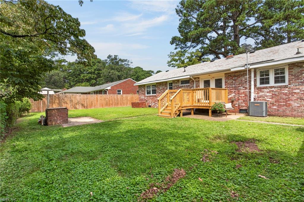 6123 Edison Ave Property Photo 29