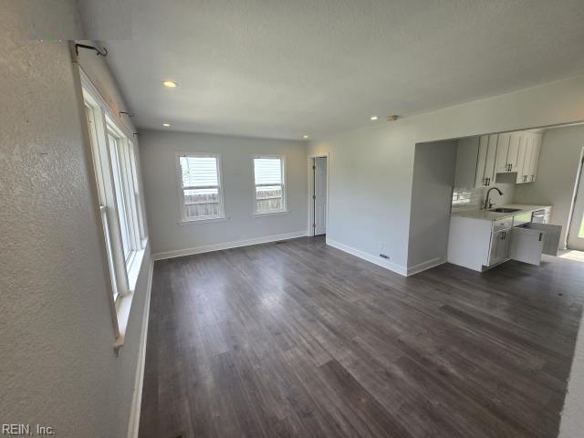 222 South Ave Property Photo 2