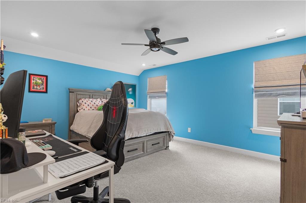 3032 Kingsfield Dr Property Photo 40