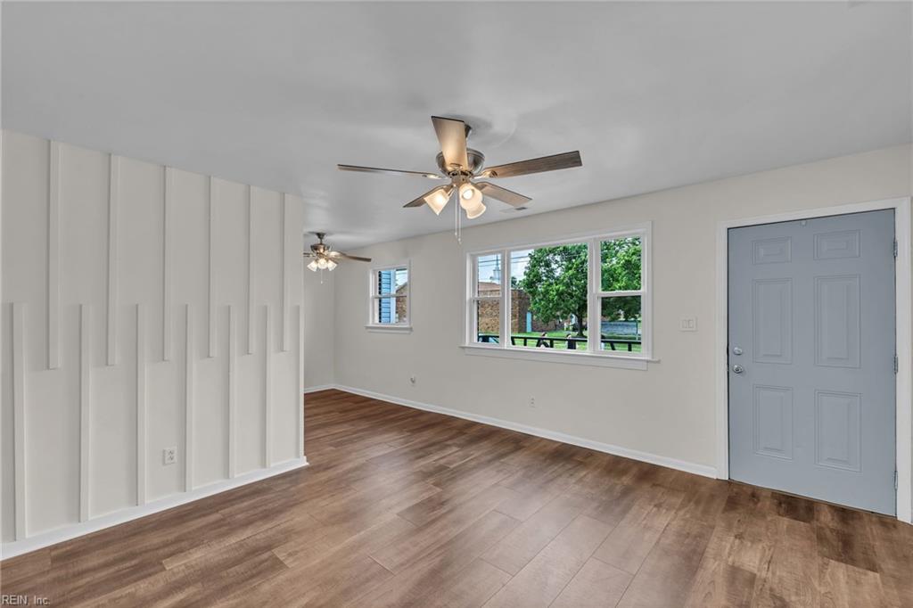 838 24 St Property Photo 6