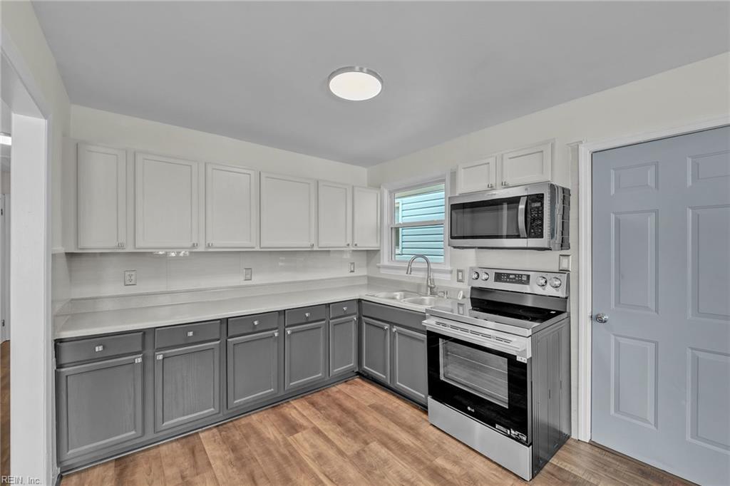 838 24 St Property Photo 6