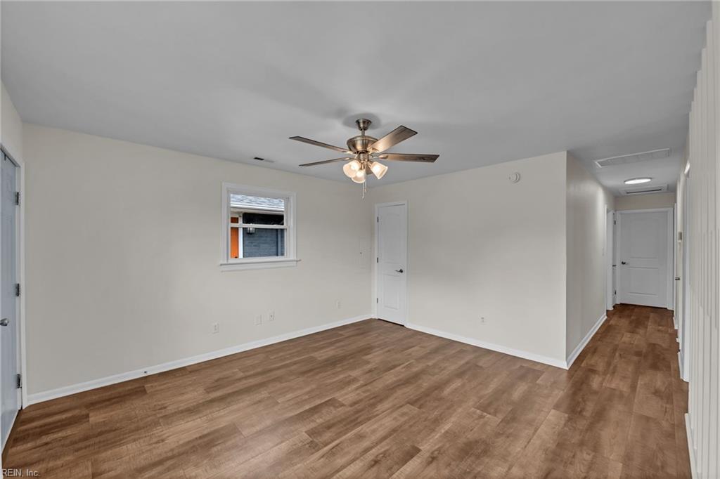 838 24 St Property Photo 11
