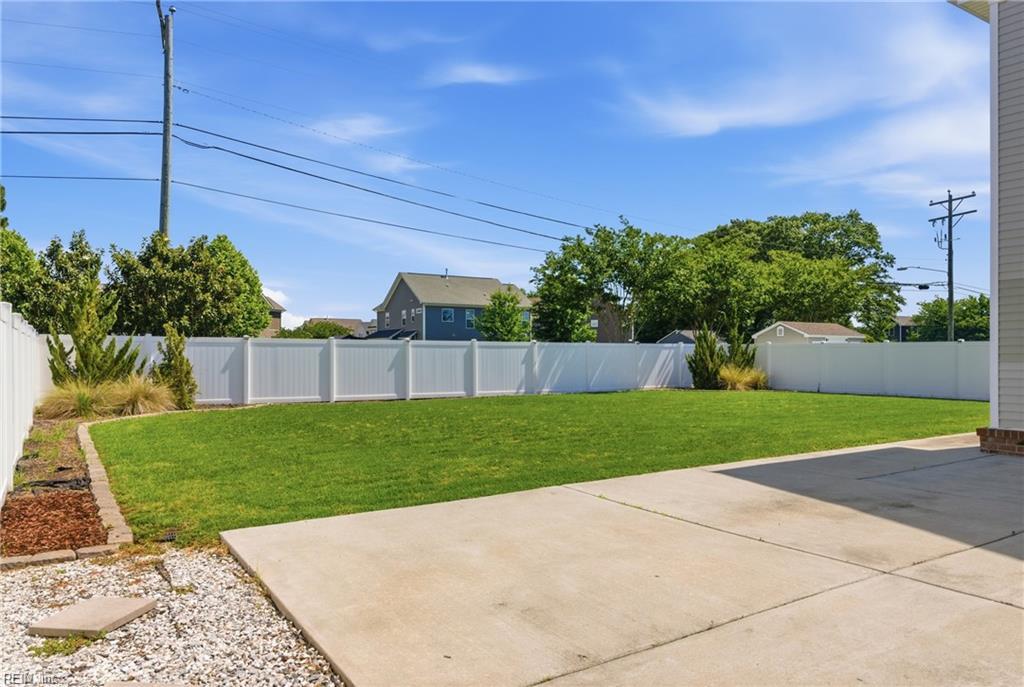1808 Ashlar Ln Property Photo 24