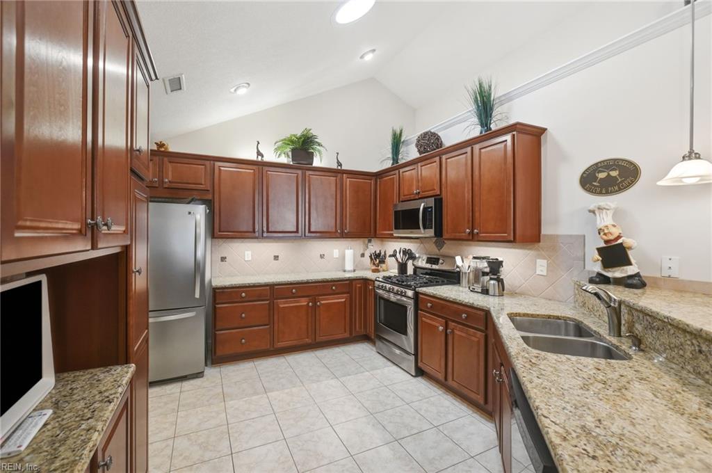 3135 Pristine Vw Property Photo 12