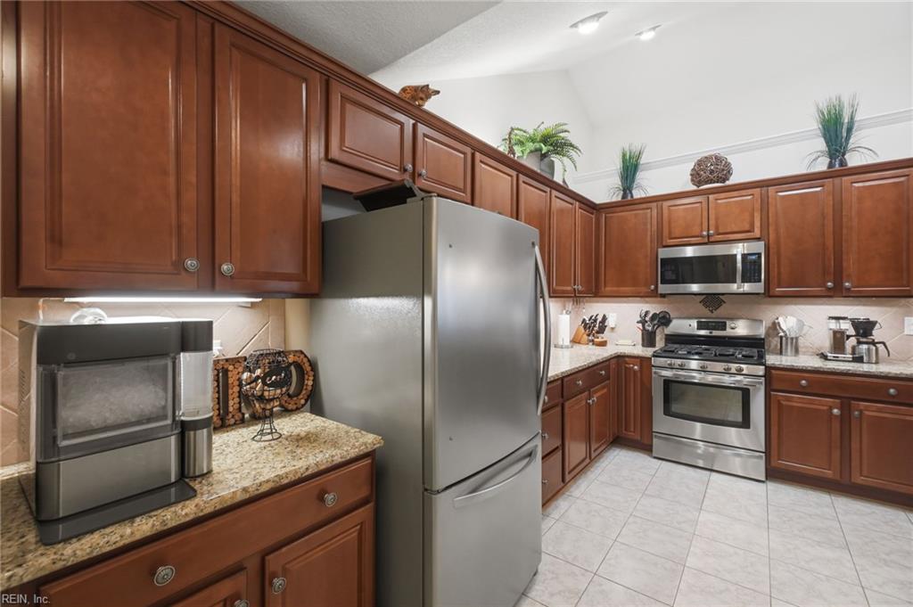 3135 Pristine Vw Property Photo 16