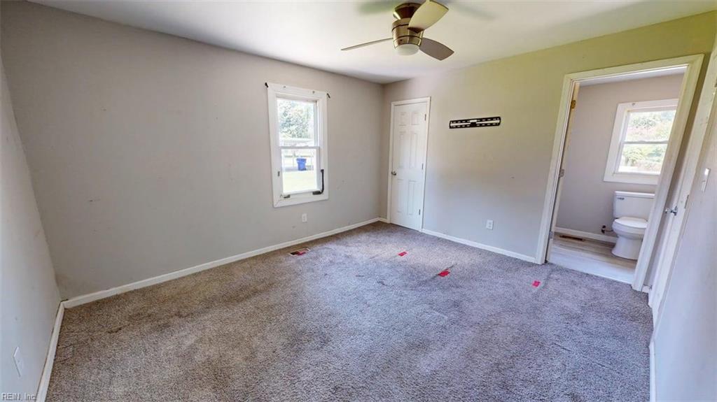 2404 E Washington St Property Photo 15