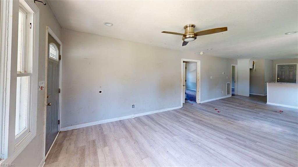 2404 E Washington St Property Photo 38