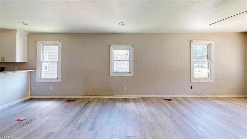 2404 E Washington St Property Photo 39