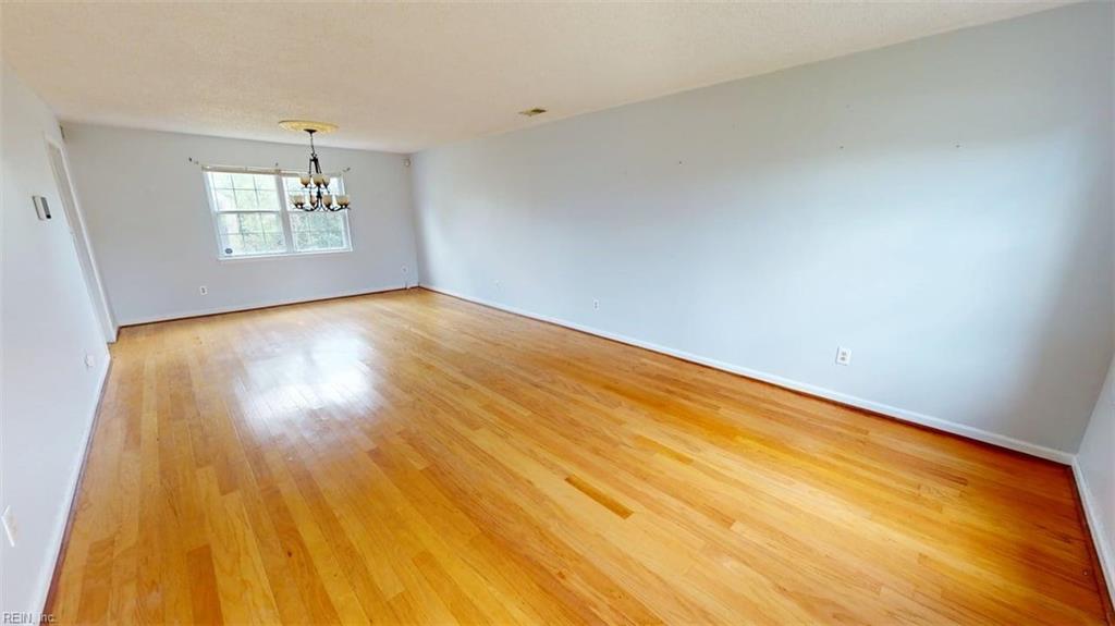 4025 Bakerfield Rd Property Photo 4