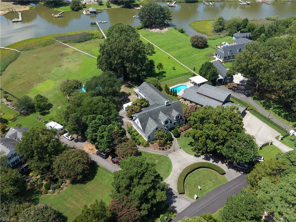 507 Cedar LN
