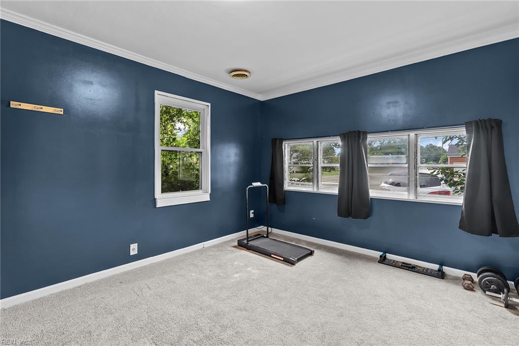 1814 Canterbury Rd Property Photo 11