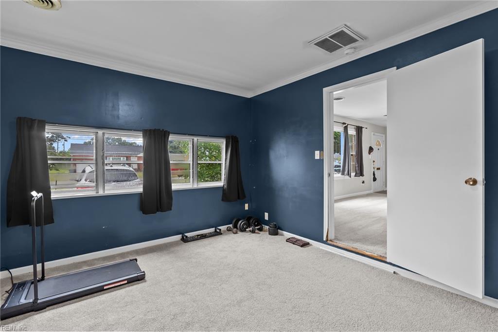 1814 Canterbury Rd Property Photo 12