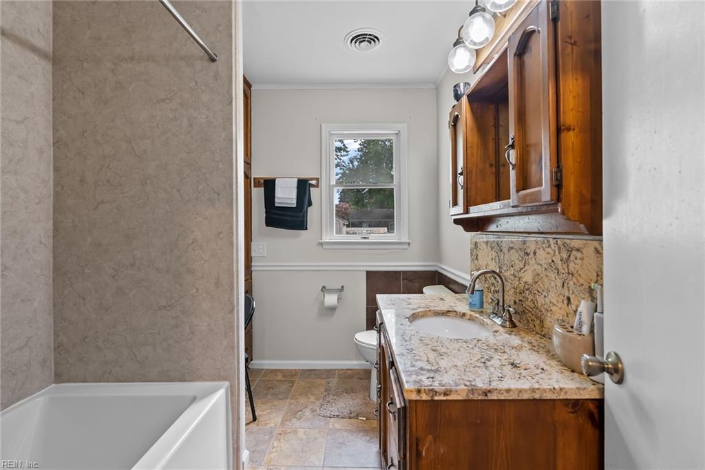 1814 Canterbury Rd Property Photo 21