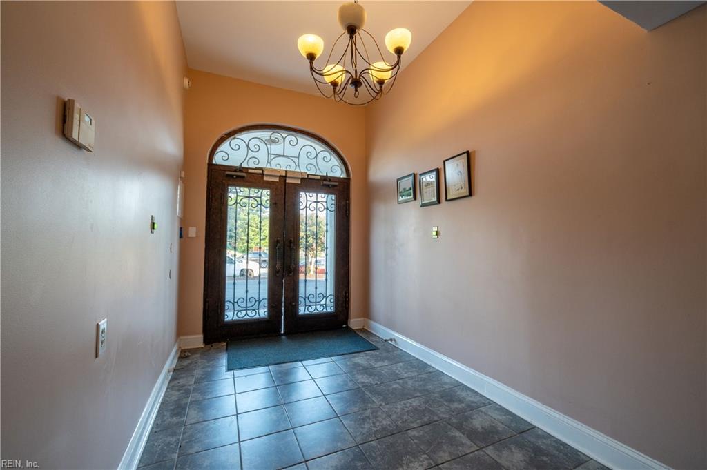 9641 Norfolk Ave Property Photo 10