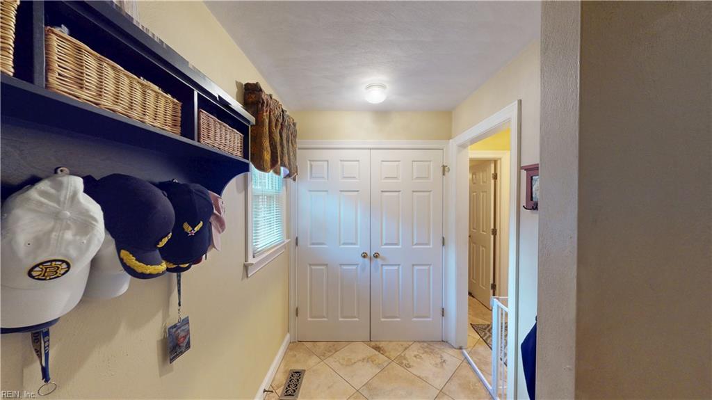 816 Forest Lakes Cir Property Photo 21