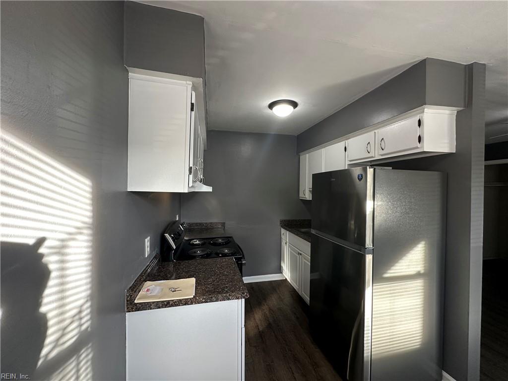 7446 Fenner St Property Photo 4