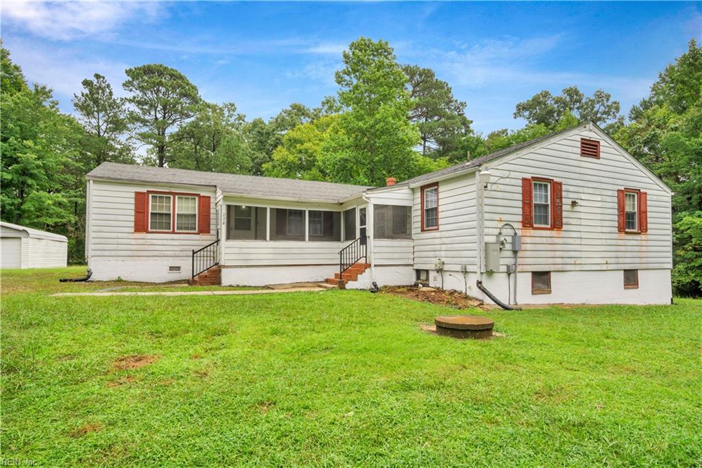 228 Oaktree Rd Property Photo 3