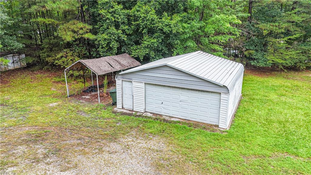 228 Oaktree Rd Property Photo 6