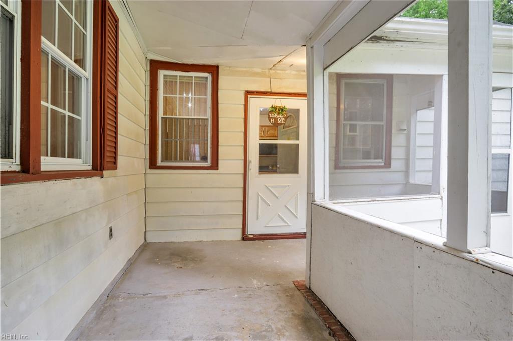 228 Oaktree Rd Property Photo 9