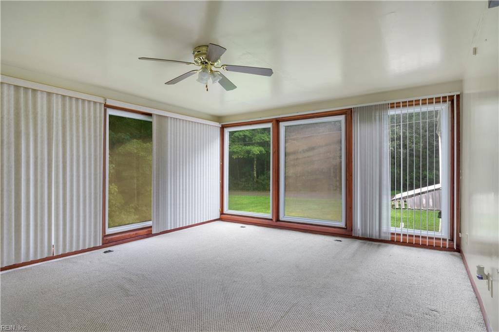 228 Oaktree Rd Property Photo 20