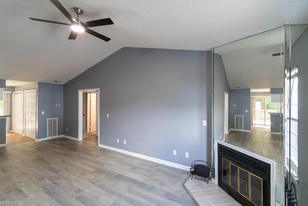 4831 Station House Ln Property Photo 2