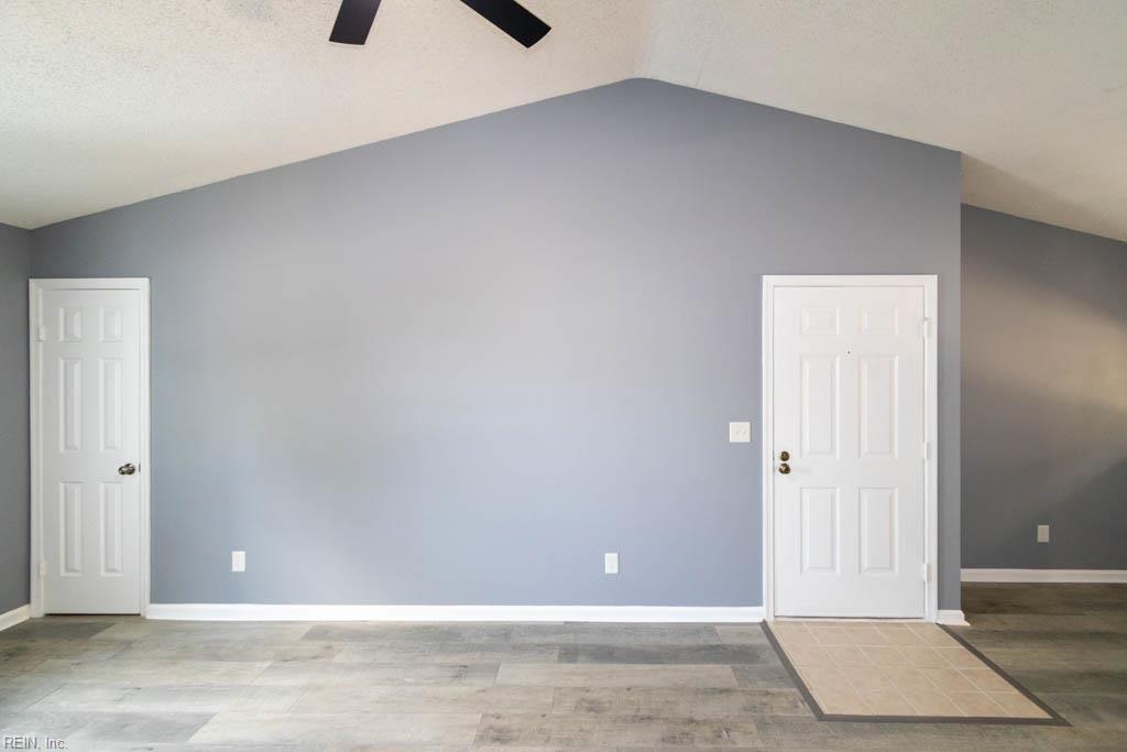 4831 Station House Ln Property Photo 11