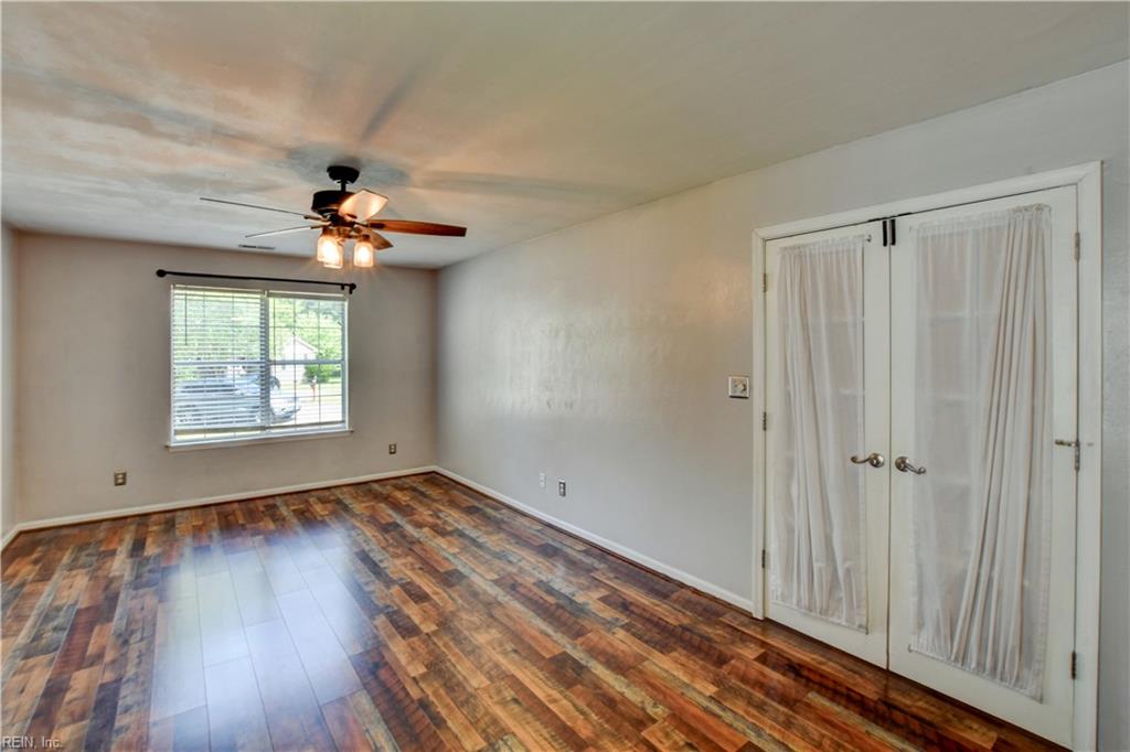 117 Poplar Grove Cres Property Photo 12