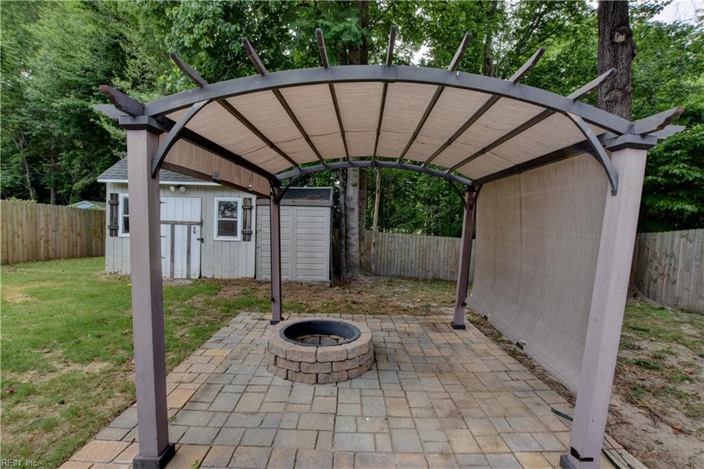 117 Poplar Grove Cres Property Photo 30