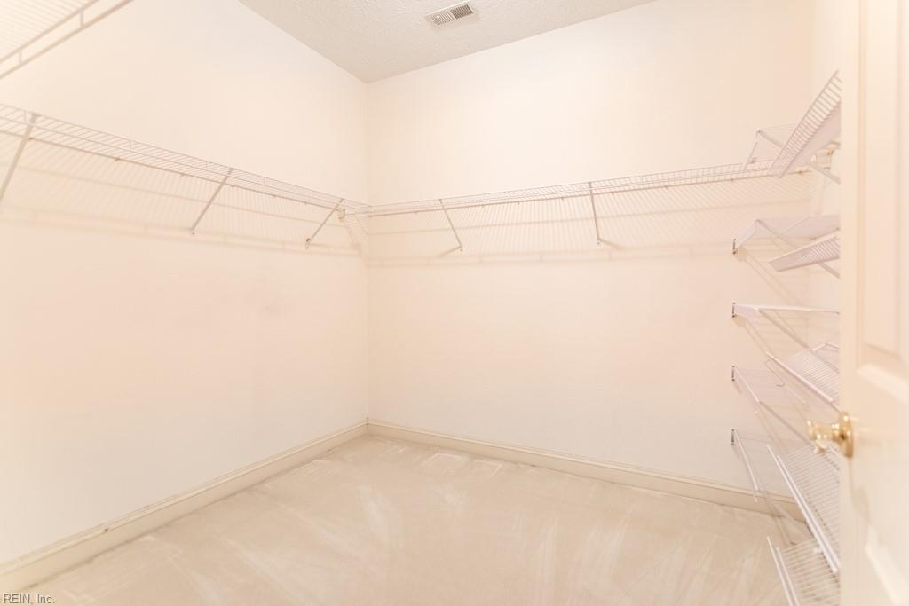 1711 Tyndall Point Rd Property Photo 33