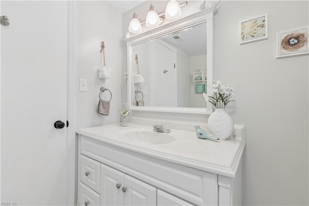 125 Wythe Crescent Dr Property Photo 29