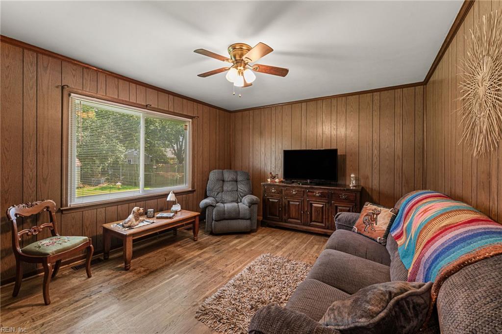 1 Garrett Dr Property Photo 11