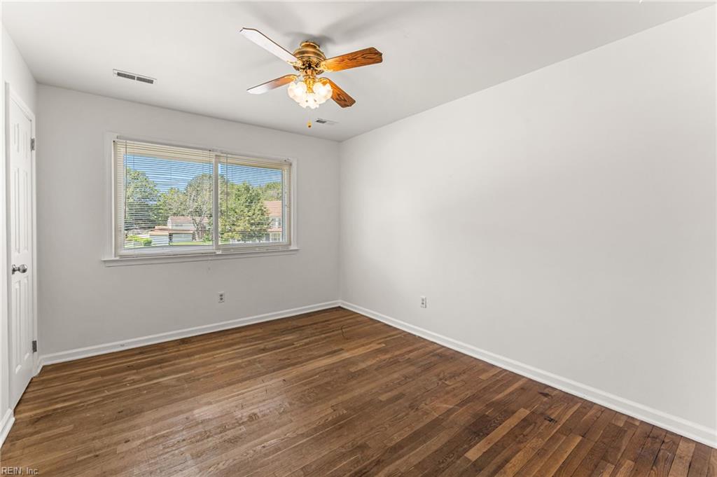 1 Garrett Dr Property Photo 13