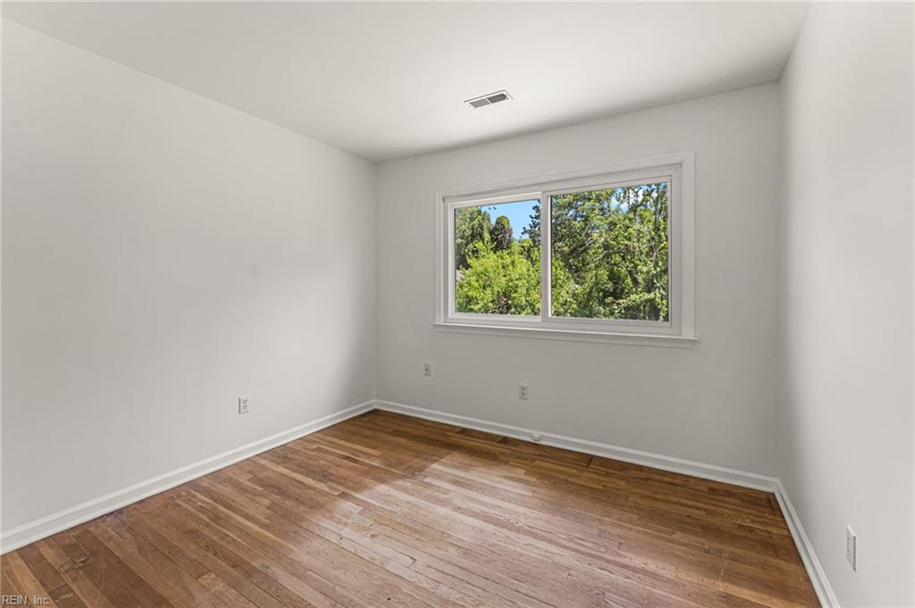 1 Garrett Dr Property Photo 16