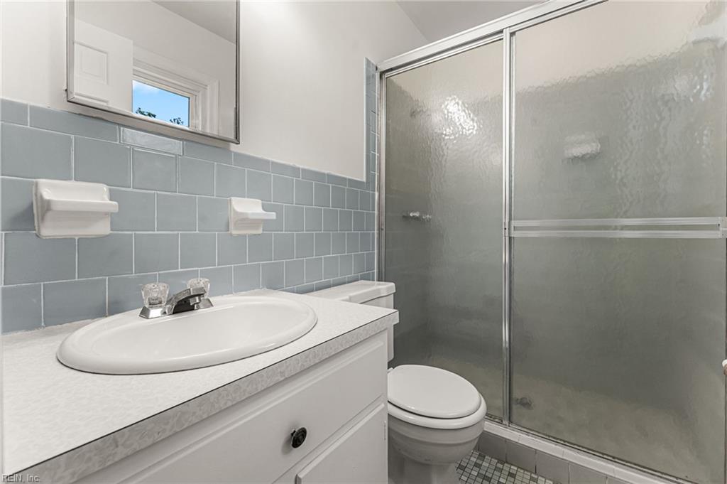 1 Garrett Dr Property Photo 27
