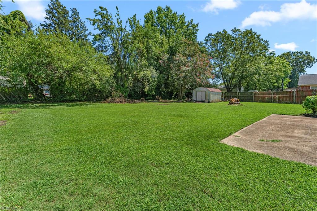 1 Garrett Dr Property Photo 28