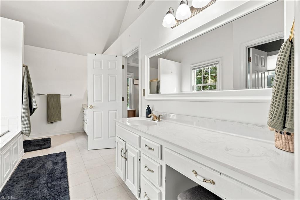 3504 Riverwood Cres Property Photo 28