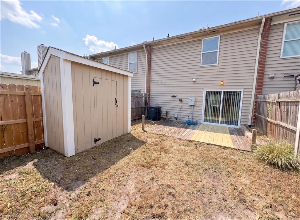 1409 Canadian Ct Property Photo 28