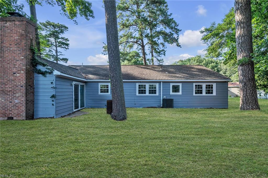 7 Red Barn Ct Property Photo 9