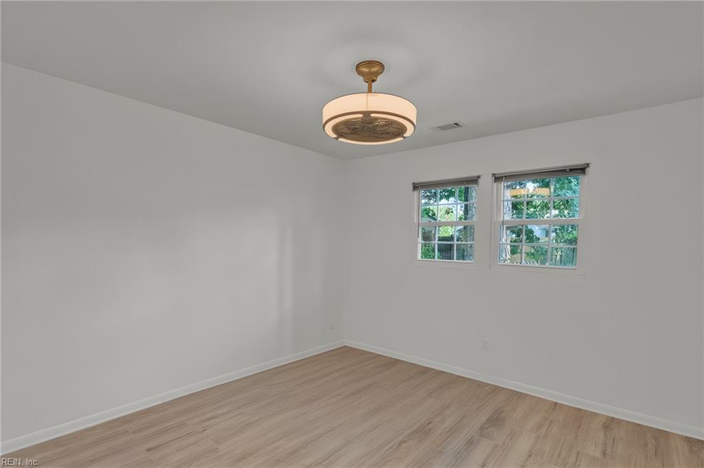 7 Red Barn Ct Property Photo 39