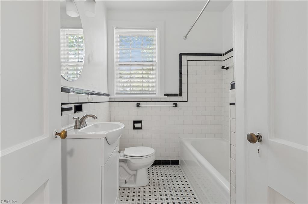 119 N Shore Rd Property Photo 15