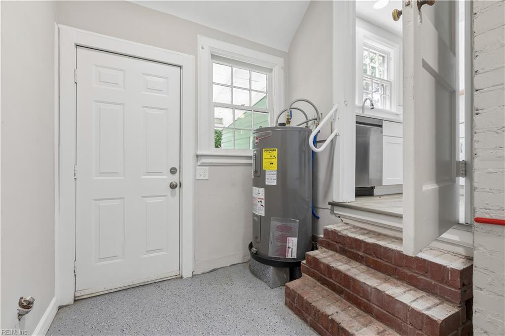 119 N Shore Rd Property Photo 33
