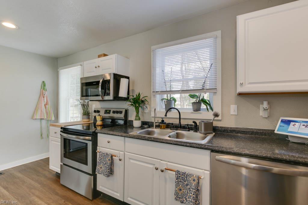 3668 Hyde Cir Property Photo 16