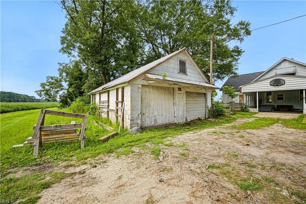 1303 Turnpike Rd Property Photo 25