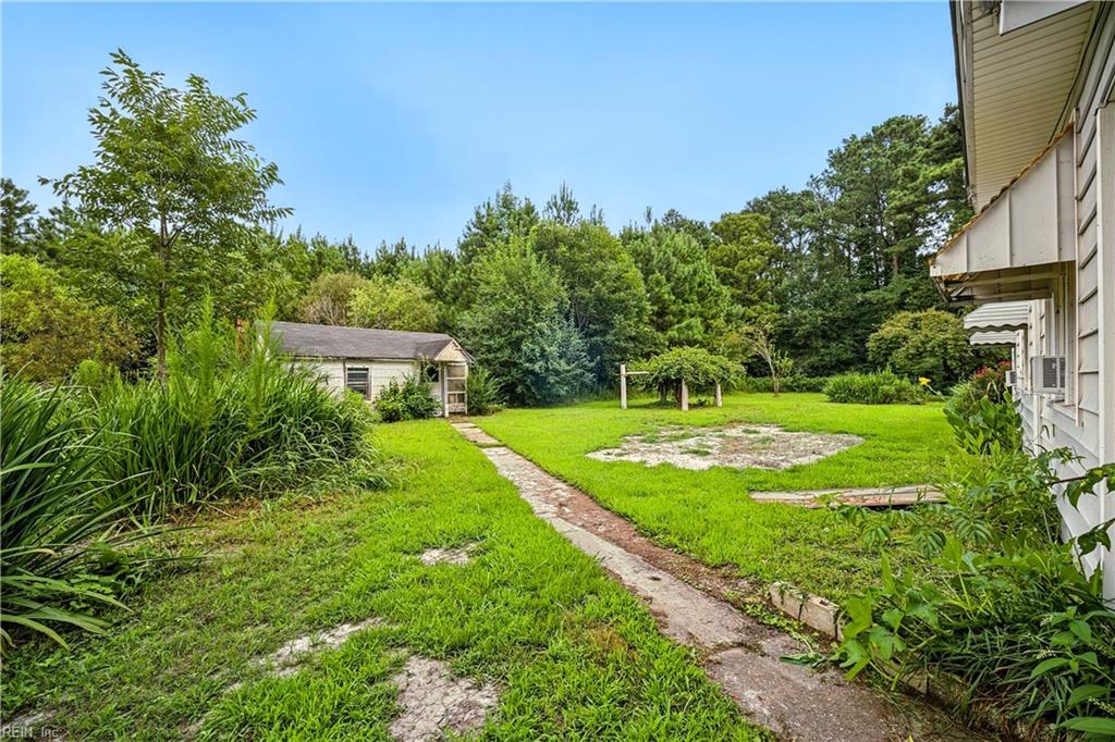 1303 Turnpike Rd Property Photo 28