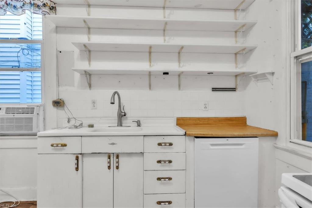 240 Lucile Ave Property Photo 10