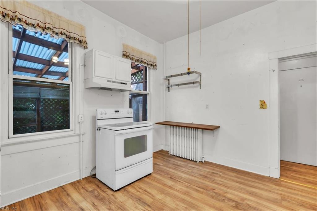 240 Lucile Ave Property Photo 12