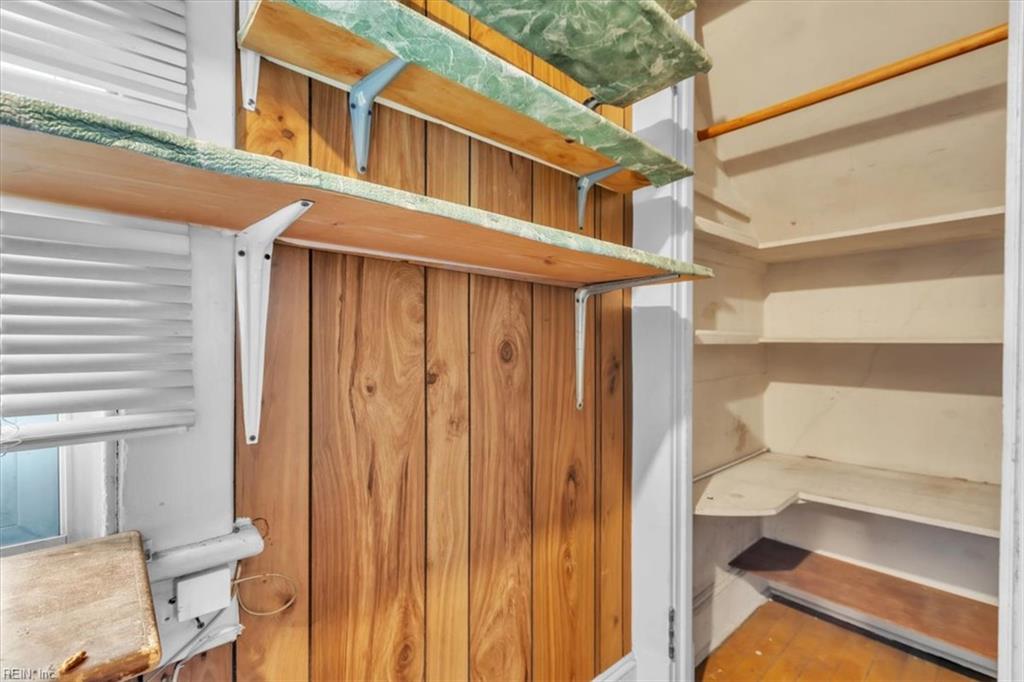 240 Lucile Ave Property Photo 17
