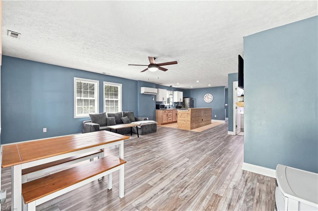 10664 Magnet Dr Property Photo 4