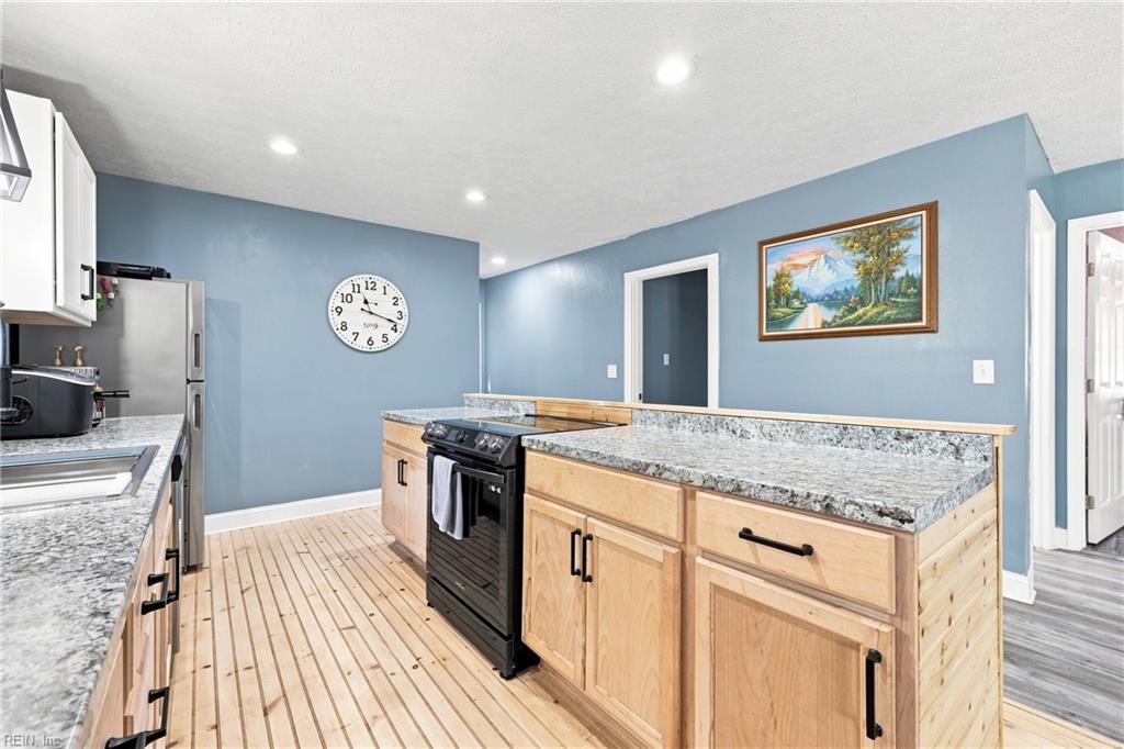 10664 Magnet Dr Property Photo 8