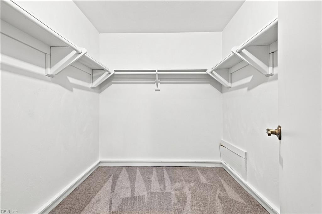 1032 Yardley Lndg Property Photo 21